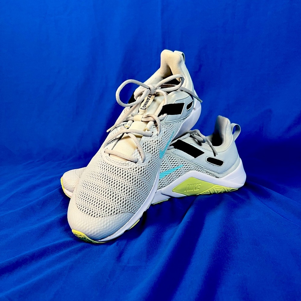 Women’s Size 12 Nike Running or Training Shoes